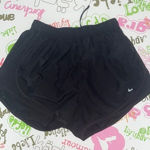 women’s nike shorts